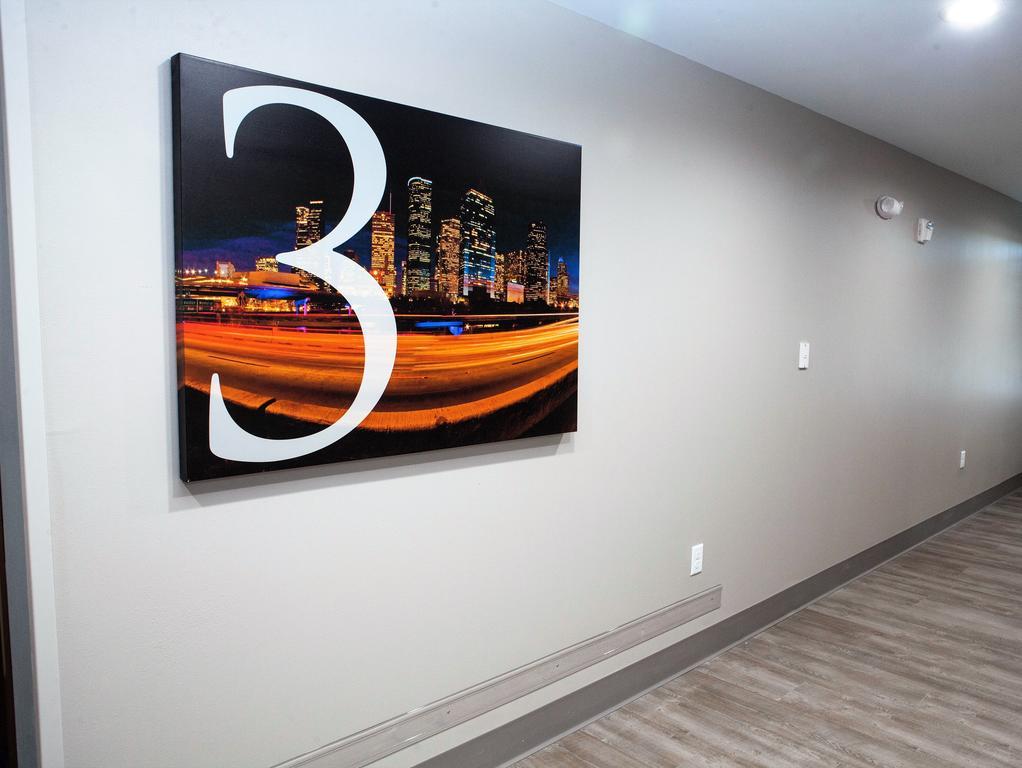 Days Inn & Suites By Wyndham Houston Nw Cypress Luaran gambar