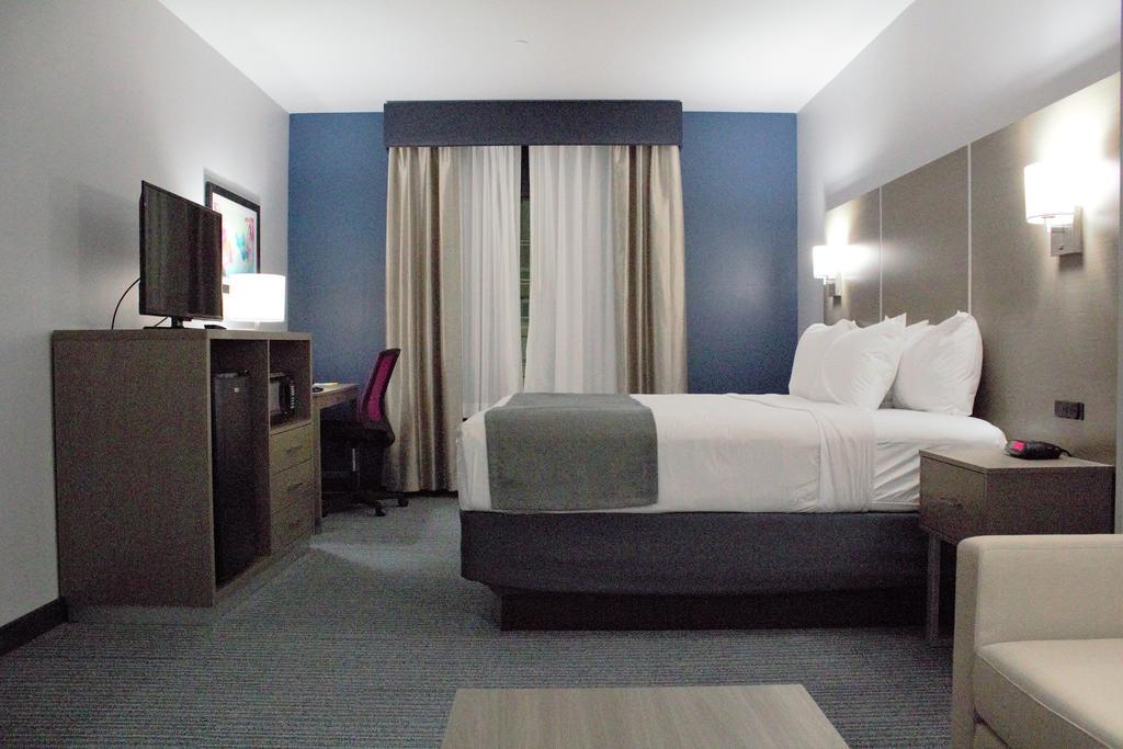 Days Inn & Suites By Wyndham Houston Nw Cypress Luaran gambar