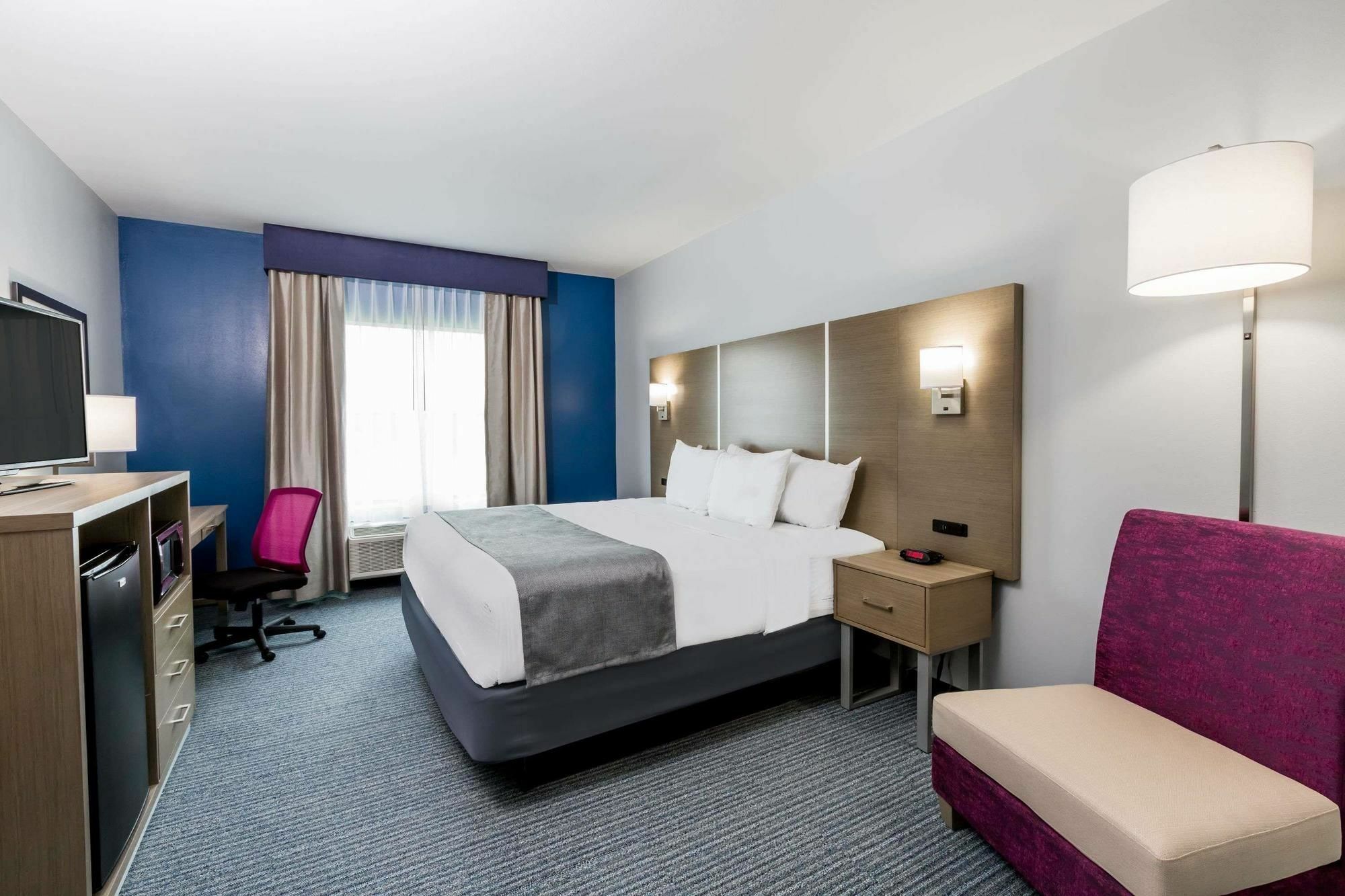 Days Inn & Suites By Wyndham Houston Nw Cypress Luaran gambar