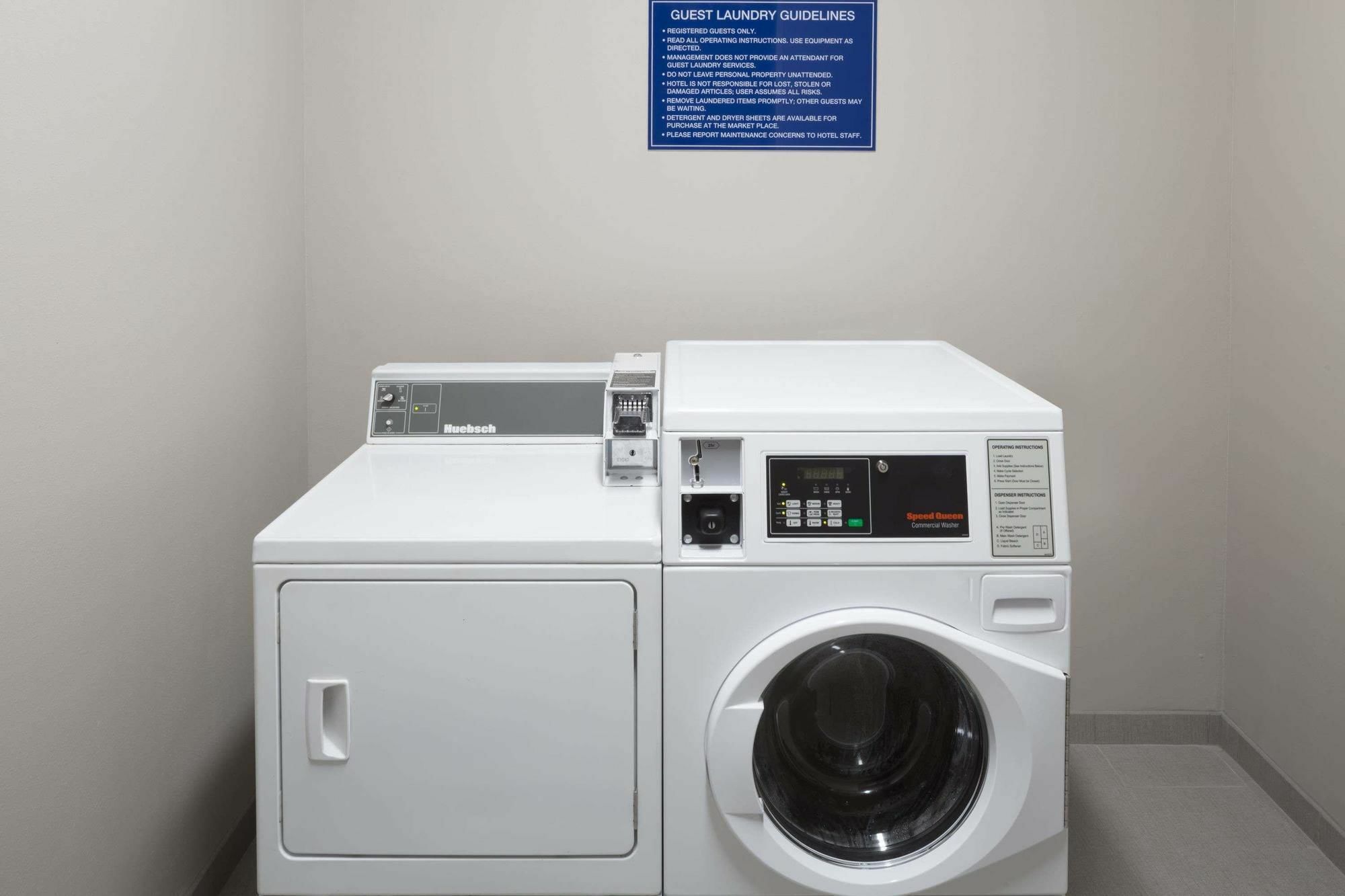 Days Inn & Suites By Wyndham Houston Nw Cypress Luaran gambar