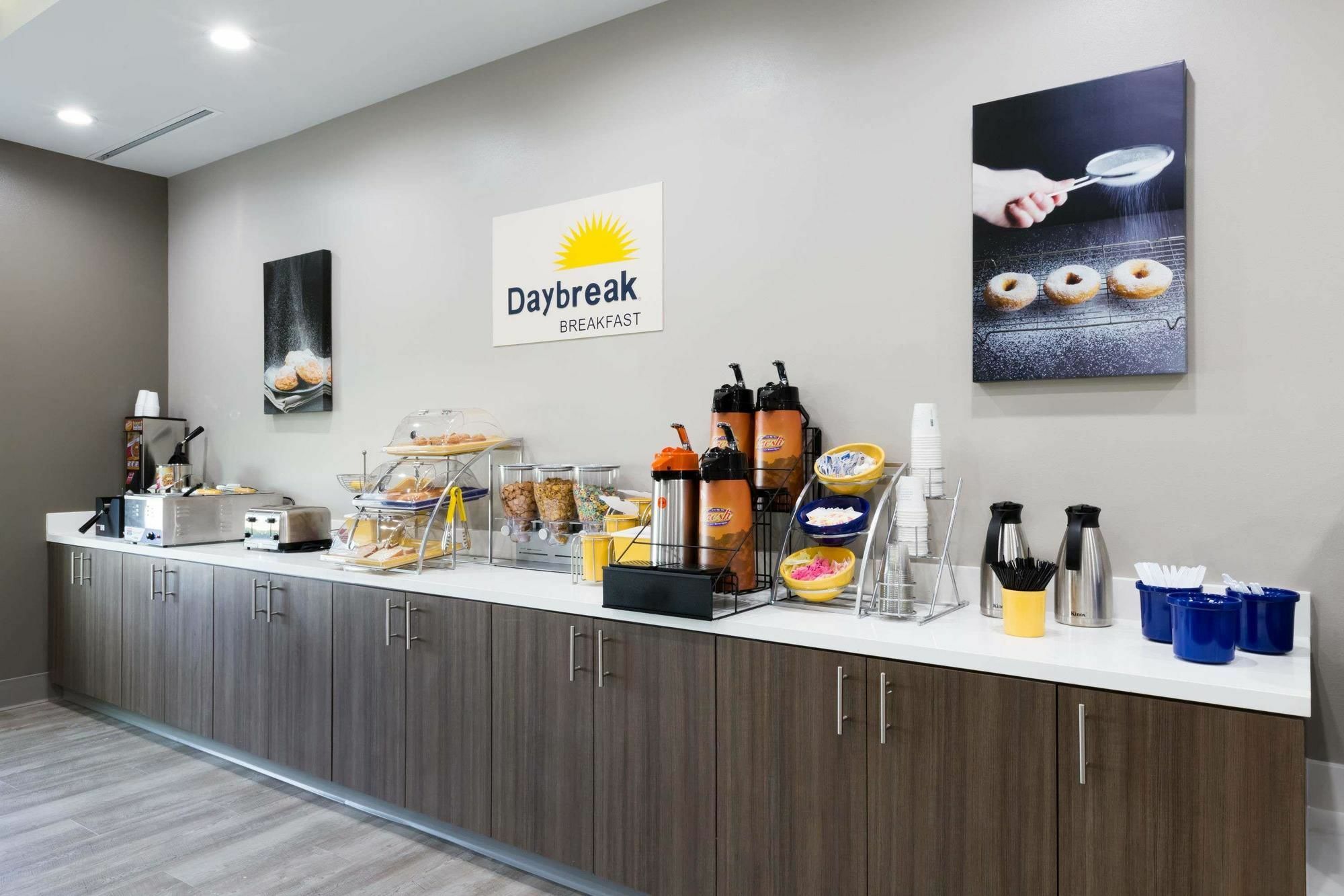 Days Inn & Suites By Wyndham Houston Nw Cypress Luaran gambar