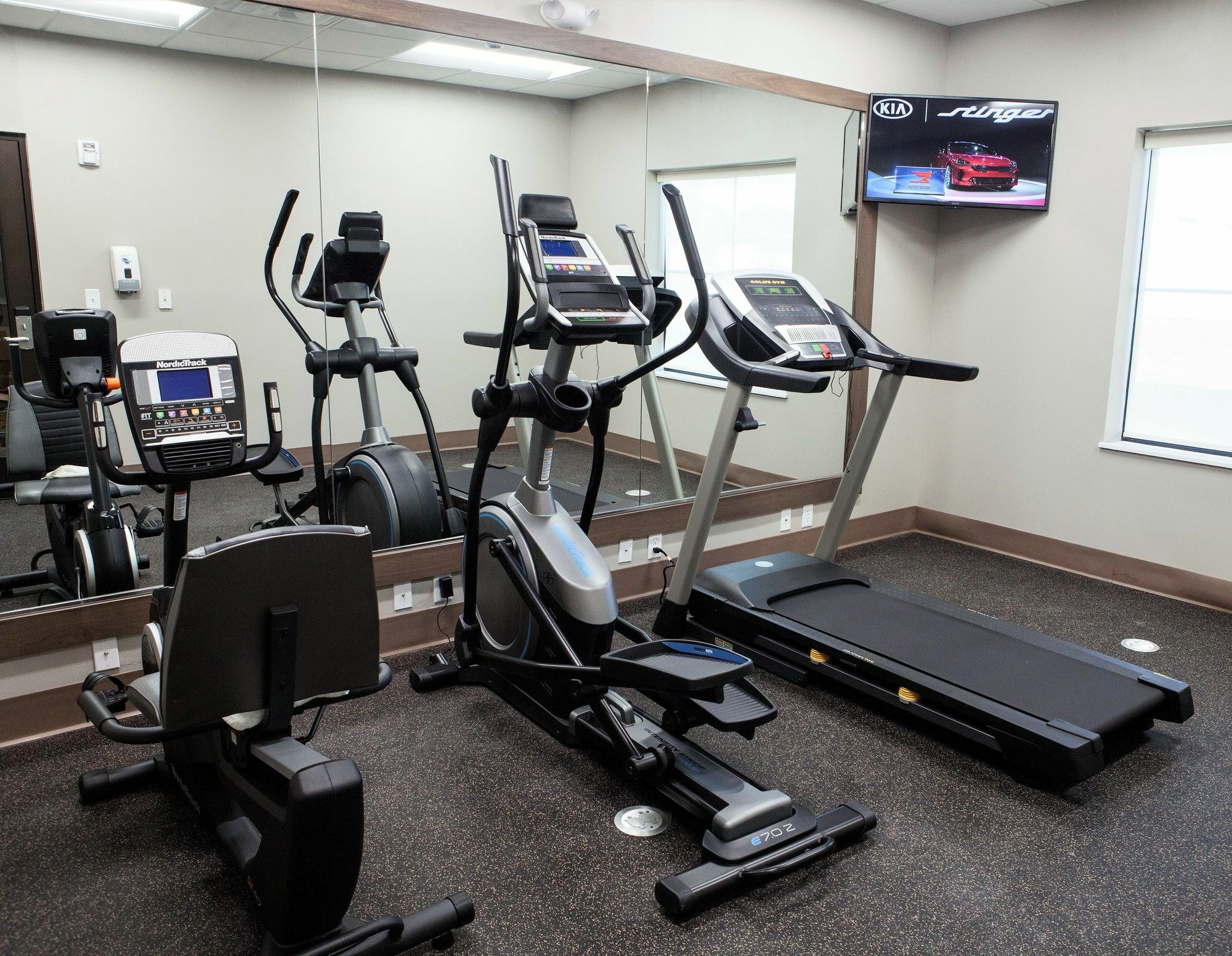 Days Inn & Suites By Wyndham Houston Nw Cypress Luaran gambar
